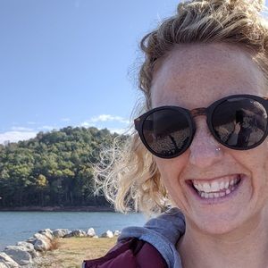 Meet your Posher, Abby